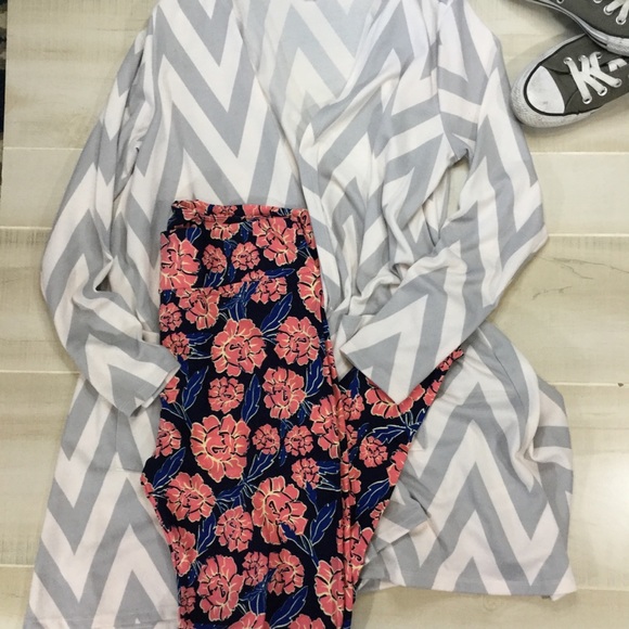 ๐๐๐ค Gorgeous LuLaRoe Outfit ๐๐๐ค